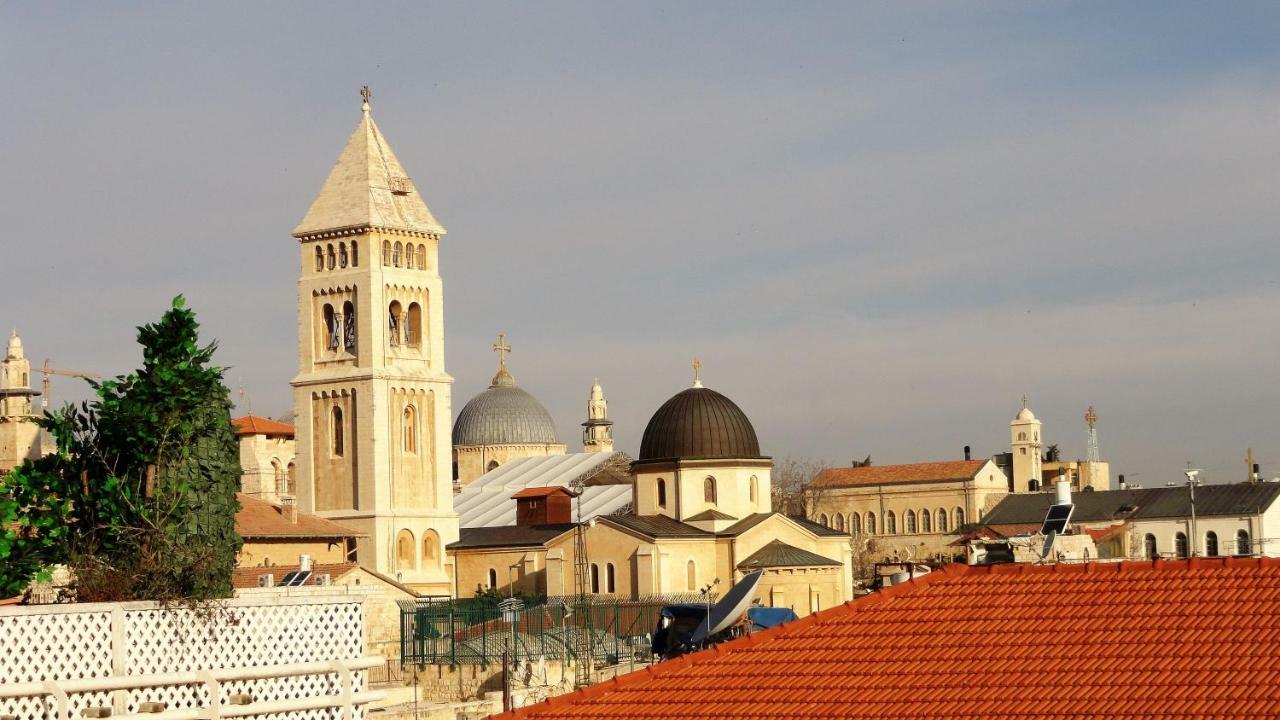 Into Jerusalem Heart Exterior photo